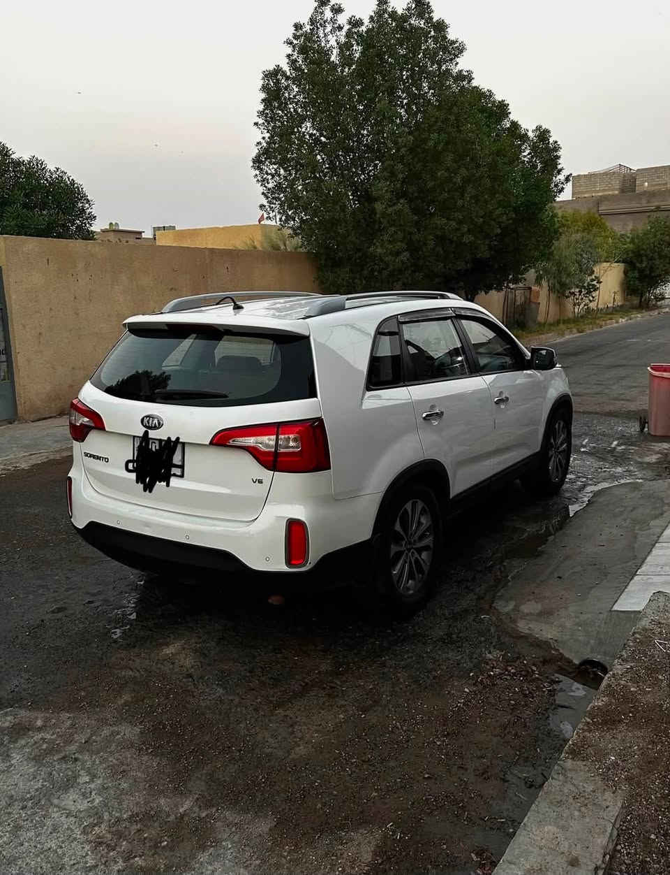 بيع مستعجل
سلام عليكم سورنتو خليجي 2015 نضيفة للبيع سيارة كاملة تايرات جديدة محرك وكير بلاديات و6 سلندر رقمها ديالى إنكليزي مواصفات فول عدا البانوراما مكان السيارة ديالى بلدروز سعرها 175 وبي مجال والسيارة لا صبغ ولا ضرر للتواصل خاص او واتساب ع الرقم ***********
