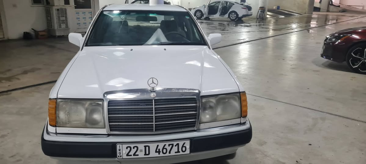 مرسيدس • ١٩٨٦ • كلار