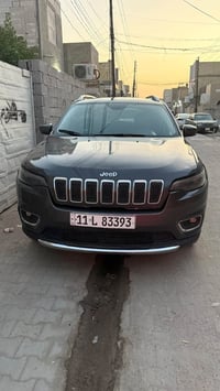 ٢٠١٩ • ٣٢٠٠ ٦ سلندر • حادث تبديل سطحي