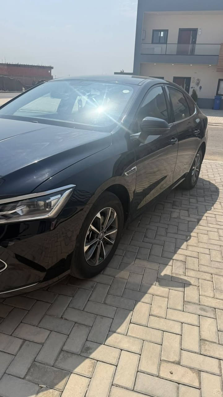 🚘 للبيع BYD QIN PLUS موديل 2023 رقمه اربيه ثاني يوم احولك 
✨ سيارة عصرية وأنيقة واقتصادية بالقيادة

🔹 الموديل: 2023
🔹 ماشية: 54 ألف كم
🔹 نموذج أول صناعة بفئتها
🔹 الضربة بالعراق شبرين بالبونيد
🔹 تصميم أنيق وشبابي
🔹 صالون واسع ومريح
🔹 شاشة وسطية ونظام ترفيهي
🔹 سيارة مناسبة للاستخدام اليومي والسفر
سعره 110 وبيه مجال مكاني بغداد هذا رقمي ***********
