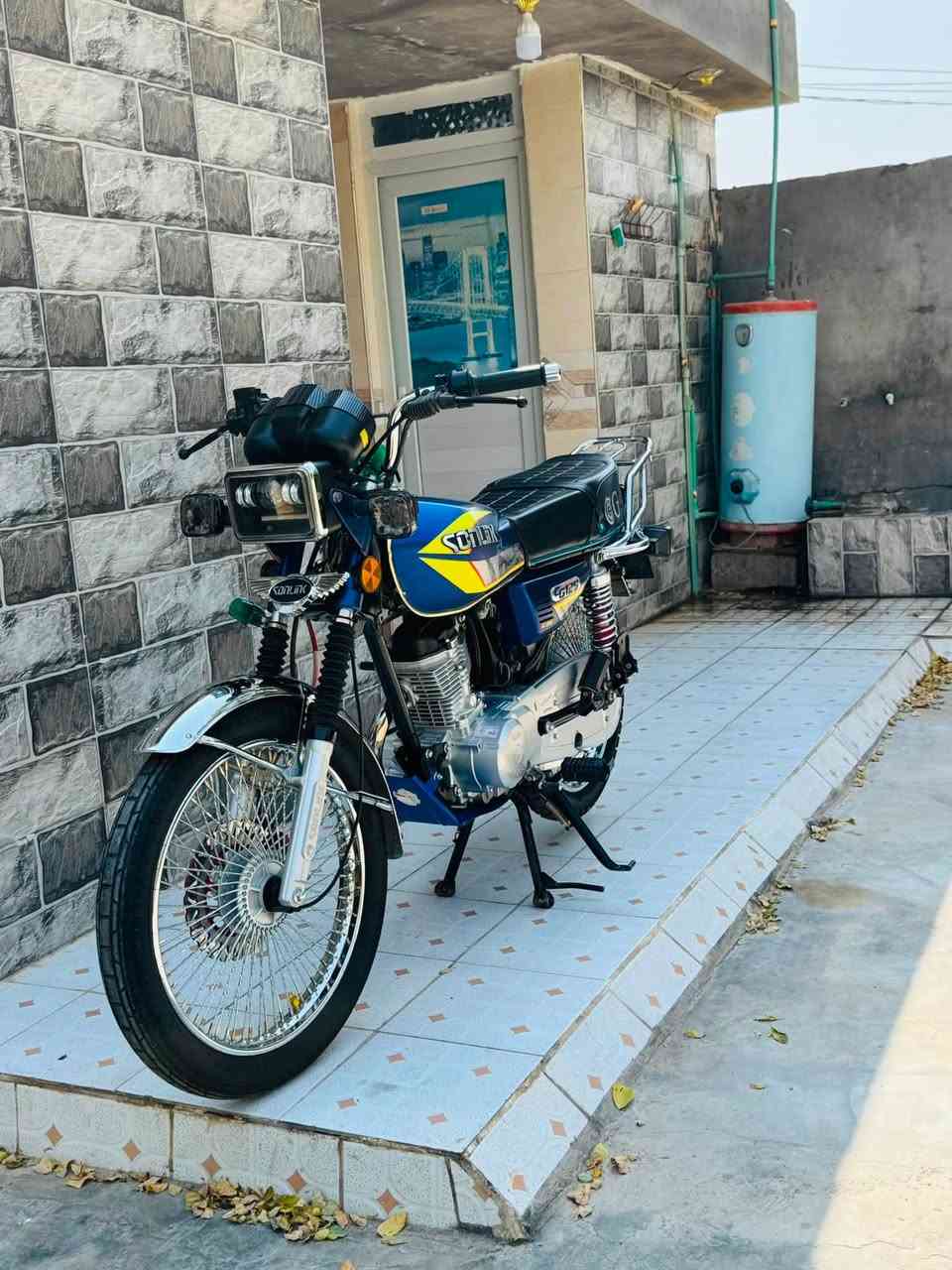 تايكر موديل 25دراجه بعدهه بحالة الوكاله اول تبديله دهن الون ازرق دراجه بل واقع احله من الصور السعر النهائي 850قفل قفل التواصل خاص او عل رقم ***********
