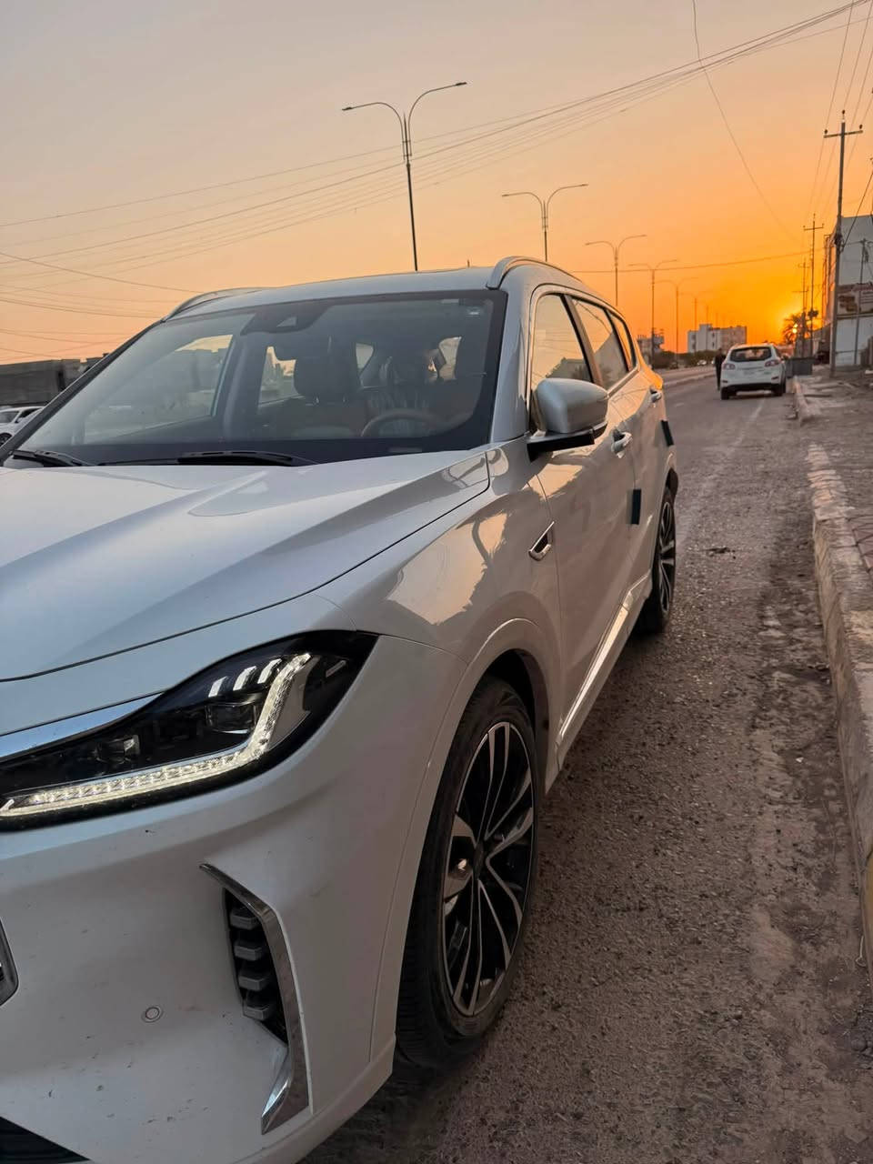 جيتور X70 بلص لكجري فول مواصفات 2025
بيه بس ضربه صغيره بالجنطة و كسر بالجامة الاماميه ماشيه 28 ألف كيلو ، تحويل مباشر بأسمي
***********

