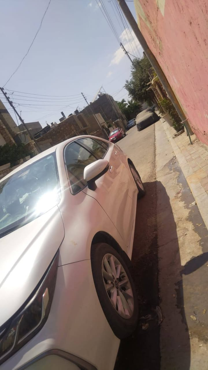 السلام عليكم
كورلا ٢٠١٩ خليجي شركة ساز 
محرك ١٨٠٠LE
بانزين فقط 
سويج مو بصمة 
قطعتين تبريد 
اشارة بالمراية 
هزة جديد سنوية بأسمي تحول ثاني يوم 
السنوية الى ٢٠٣٠
مكاني اربيل بيع مستعجل 
***********
***********
