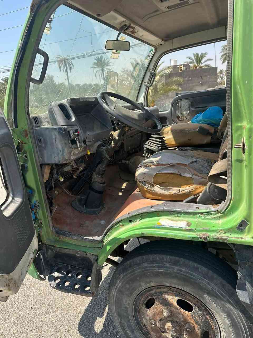 سلام عليكم نيسان تراك موديل ٩٣ مكينه بيهه بخار كير مكفول حموله ٣طن حصه كاز ٧٥ سنويه بعد سنه وتسقط رقم ميسان تحويل مباشر السياره شغاله السعر ٥٠ بيهه مجال قليل *********** كربلاء الحسينية
