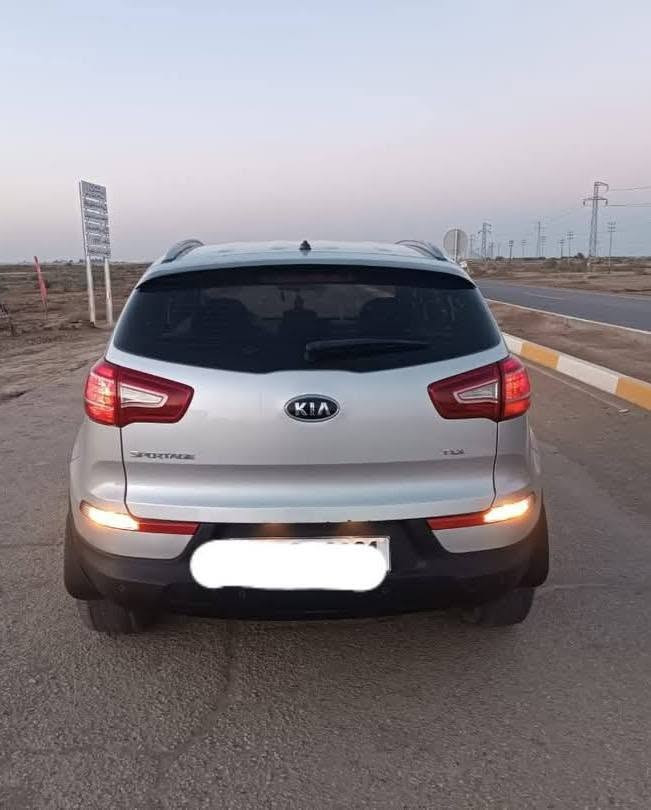 سلام عليكم من رخصة الادمن مكلف بالنشر مو الي اخوان اتصل بصاحبه  سبورتج موديل 14 ادوات كصه جنطه ادوات 
كاز  وقود كاز انسه الصرف الهه يوميه 40 لتر بكل المحافظات تفول  محرك وكير شرط كارتون تبريد ثلج حداديه طوبه متومه شمالي دولي  مالة جناي شغل  كله مظبوط شرط الوكاله للشراي  السيارة فول 3 بصمات دواخل جلد شحم السعر 45 وبيه مجال قليل حق الجيه رقم صاحبهه *********** بي واتساب
