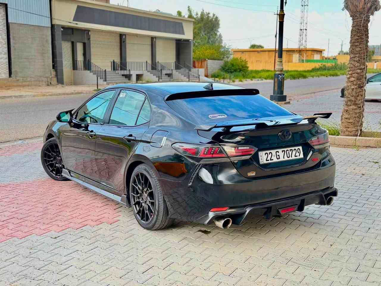 سلام عليكم 

كامري موديل 2021 TRD 
مواصفات فول ماحدا بنوراما 

سياره 6 سلندر كير و محرك بشرط
محرك لا صرف لا بخار 

رقم سليمانيه دولي 
سنويه جديد بسمنا 

سياره بي 4 قطعه ضبغ بدون دواخل 
بجم كبس بدون ايبرباك 

سعر 154$ بي مجال 
*********** كركوك, العراق
