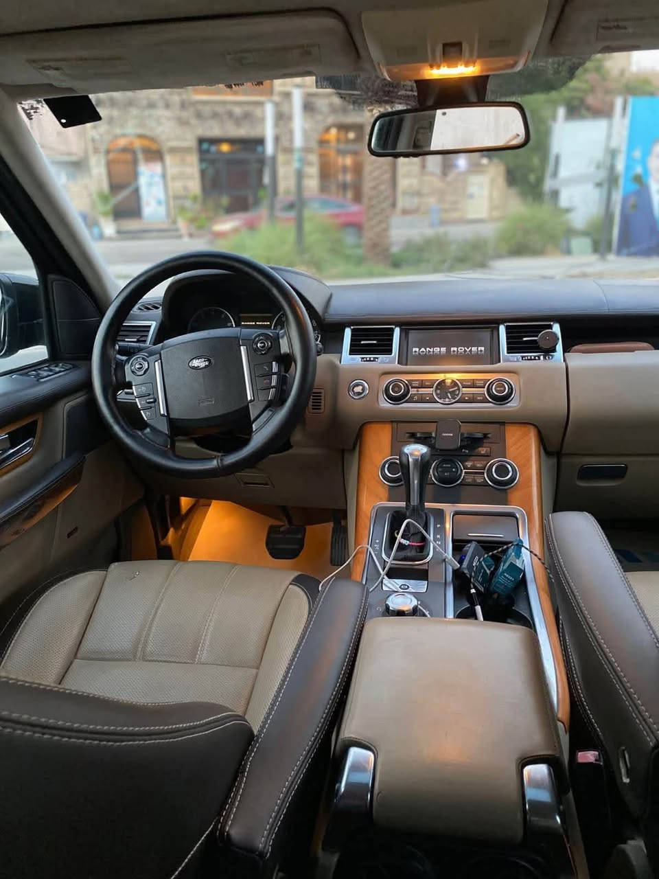 للبيع فقط
رانج روفر سبورت HSE 2011 luxury فول

محرك 8 سلندر بدون سوبر المرغوب  عليها ادامة كاملة

دهن جديد قبل اسبوع مبدله ومي راديتر جديد

رقم بغداد الجديد مميز سنويه ل٢٠٣٠

سنوية جديدة

ماشيه ١٤٧ الف كيلو متر

المواصفات:

-تبريد وتدفئة شغالات فول

-تخم تاير جديد قبل ٣ اشهر شديتهن

- بصمة ابواب ٥

- بصمة تشغيل

- فتحة سقف سلايد

- داخل لونين بيج +جوزي+ صاج

- ٣ شاشات

كامره خلفيه

- كشنات جلد +تدفئة امامي وخلفي +كهرباء

-جكات شغاله كاملة جوبلسات

- حساسات اصطفاف امامي / خلفي

- كشنات ميموري خزن

- مري قلاب مع البك

صندوك شفط كهرباء

وينفصل قطعتين

- هاند بريك بصمة كهربائي

- منظومة زينون داينامك متحرك يعني البجم كله زينون اصلي

Harman kardon سستم صوت -

- ثلاجة بلجكمجه شغالة

تبريد قطعتين

- ستيرن كهرباء وتدفئة

تحكمات ستيرن كاملة

بيها صبغ فوك يده باب السايق 

مبيها نقص يحتاجلها بوليش فقط 

السياره جاهزه وحلوه شوفتها احلى بالواقع باسم الاهل وتحويل ثاني يوم 

السعر ١٣٠ ورقة وبيها مجال للشراي

بيع فقط

عنواني بغداد حي القادسية

رقم الاتصال : ***********
