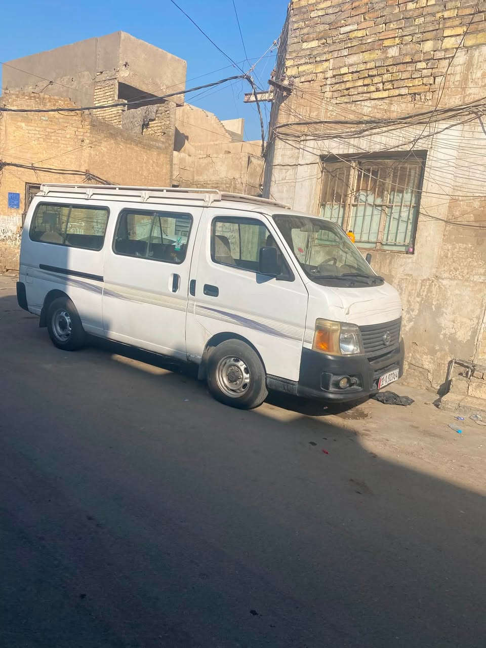 السلام عليكم نيسان يورفان ٢٠٠٩لبيع جاهزه من كلشي محرم صدر تخم تاير نقص تبريد فقط السعر ١١٥ورقه مكاني ساحه الطيران اني صاحب السياره مصفره هيىه غرامات  *********** هذه رقمي متواجد على فيس
