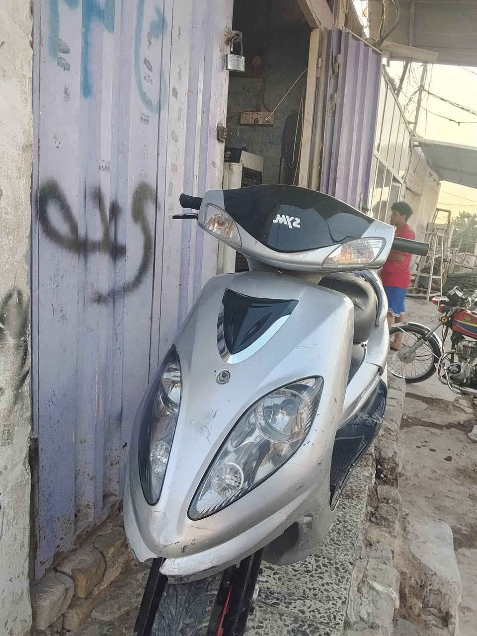 سلام عليكم دراجة سيام نكره سلف المكان نجف شارع المدينه السعر 325 وبيه مجال ***********
