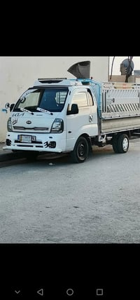 كيا ٢٠١١ • أسود • ماكو مصاريف