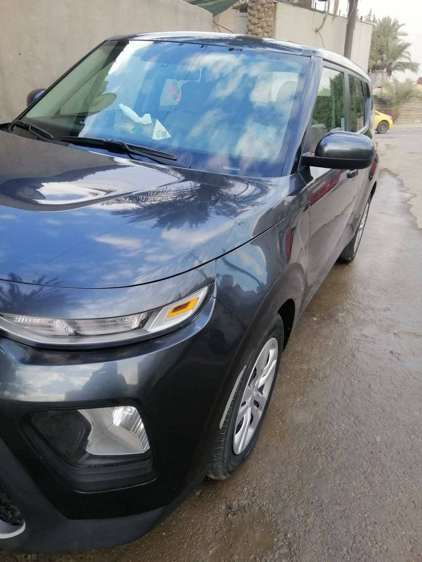 السلام عليكم لبيع صول مديل 2020ماشيه 59الف  بيه صبغ ربع البنيد  وتبديل دعماميه    بيه جراد  دعاميه الأمامي رقم بابل سياره بسمي السعر ١٢٥ بيه مجال بسيط  العنوان بغداد جديدة قرب جبار ابو الشربت /***********
