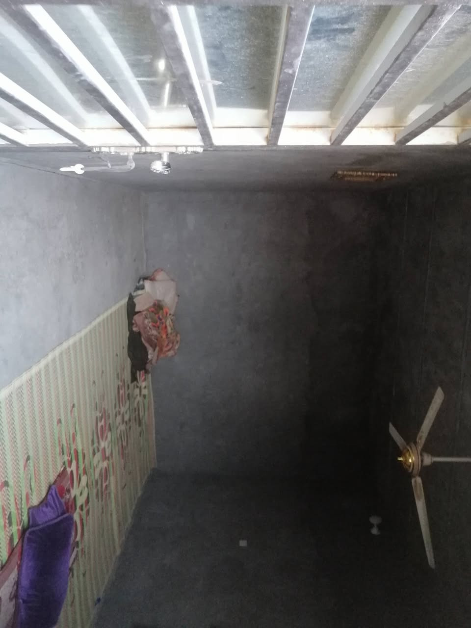 🌿 اللهم صلِّ على محمد وآل محمد 🌿

📢 إعلان رقم 111

🏡 بيت في حي المصطفى – الجزيرة

📍 الموقع: حي المصطفى – الجزيرة
📐 المساحة الكلية: 250 متر²

🔹 50 متر² جاهزة للسكن، وتحتوي على:

- غرفة
- مطبخ
- مجمع صحيات

🔹 200 متر² هيكل غير مسقف، ويحتوي على:

- غرفتين
- براني
- صالة
- مجمع صحيات
- مطبخ حار ومطبخ بارد

📞 للاستفسار 
مكتب عقارات الخضر او 
***********
