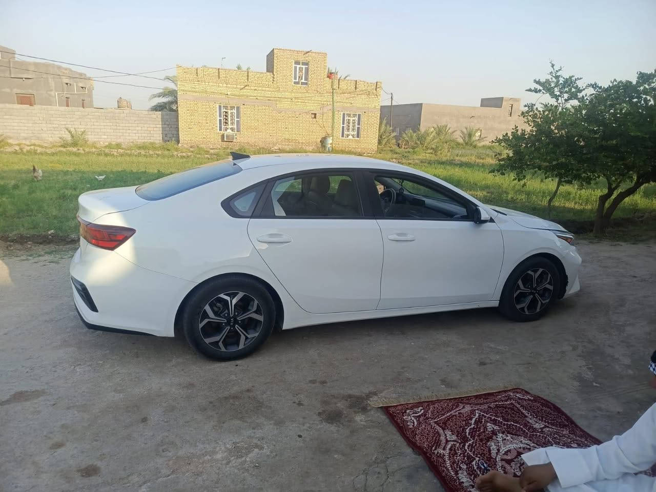بيع مستعجل
فورتي 22 معوقين السونار بلمنشور 
السعر 118 بي مجال 
***********
