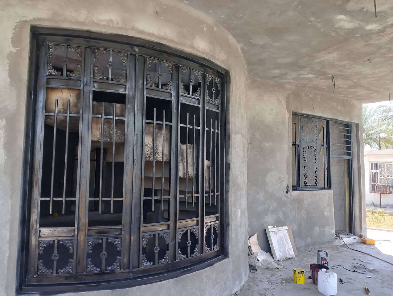 صبغ ابواب • صبغ شبابيك • دهان