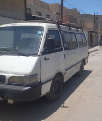 كيا بستا ٩٥ رقم انكليزي مكينه خيط بخار بسمي مصفره هيئه ومرور مكاني بغد...