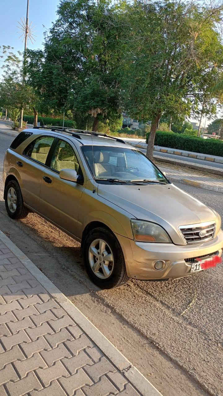 للبيع كيا سورنتو موديل 2007  وارد امريكي
رقم إنكليزي بغداد . سنويه نافذة لغاية 2031 
محرك 6 سلندر . تخم تاير جديد مكينه وگير خير من الله
مصبوغة حزام للجمالية (السياره بأسمي تحويل مباشر)
مكانهه ديوانيه قضاء آل بدير. السعر 68 وبيهه مجال بسيط
للتواصل والاستفسار:  ***********
*  ***********
