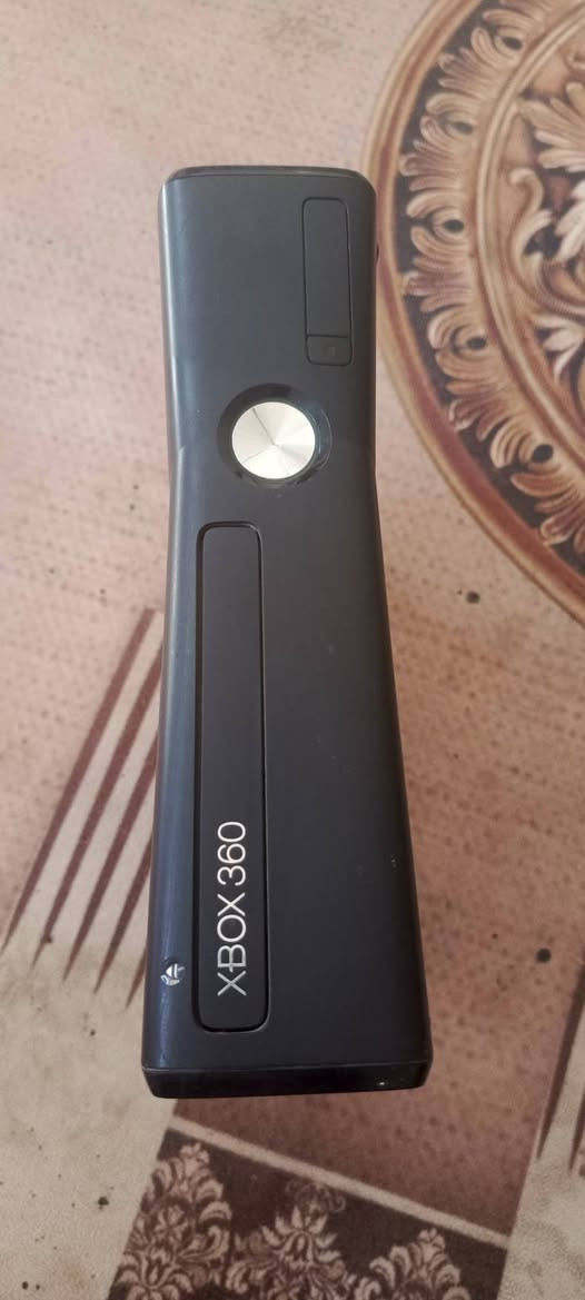 سلام عليكم إكس بوكس 360 سلم مهكر بي 79 لعبه السعر 110 وبي مجال
مكان رميثى وهذه رقمي ***********

