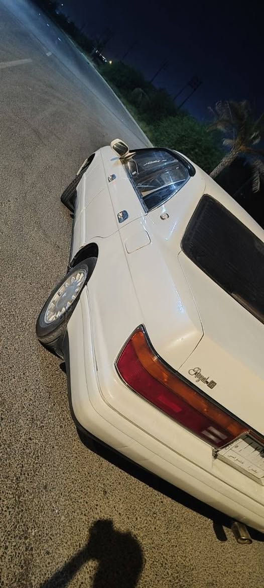 سلام عليكم سياره بطه فصل مديل95 ابيض صدفي سياره جاهزه من مكينه وكير 2500ديلكو حاويه شرط كارتون تبريد وي السويج سياره خير من الله لايت زنون حداديه حلوه حته ربل بدي بدلته يعني انسه الطسه دواخلهه حلوه مصبوقه عام السياره صبق درجه اوله اضر جراد ورصعات بل قمره ومعدلهن مكان بصره سفوان سياره بسمي شخصين سنويه لل 30رقممميزسعر قفل 55هاتف ***********
