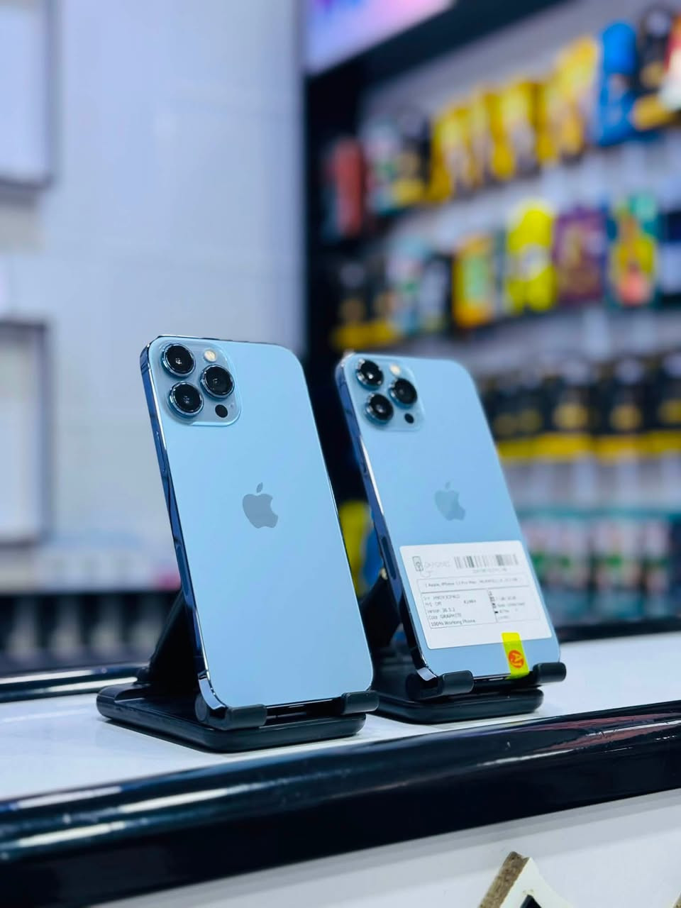 السلام عليكم متوفر قطعتين:
♠️آيفون 13 Pro Max ذاكرة 512 بطارية 87 الجهاز مكفول وضمان✔️.
♠️آيفون 13 Pro Max ذاكرة 256 بطارية 88 الجهاز مكفول وضمان✔️.

☑️***********☑️

☑️مركز سفن فون للهواتف النقالة☑️
