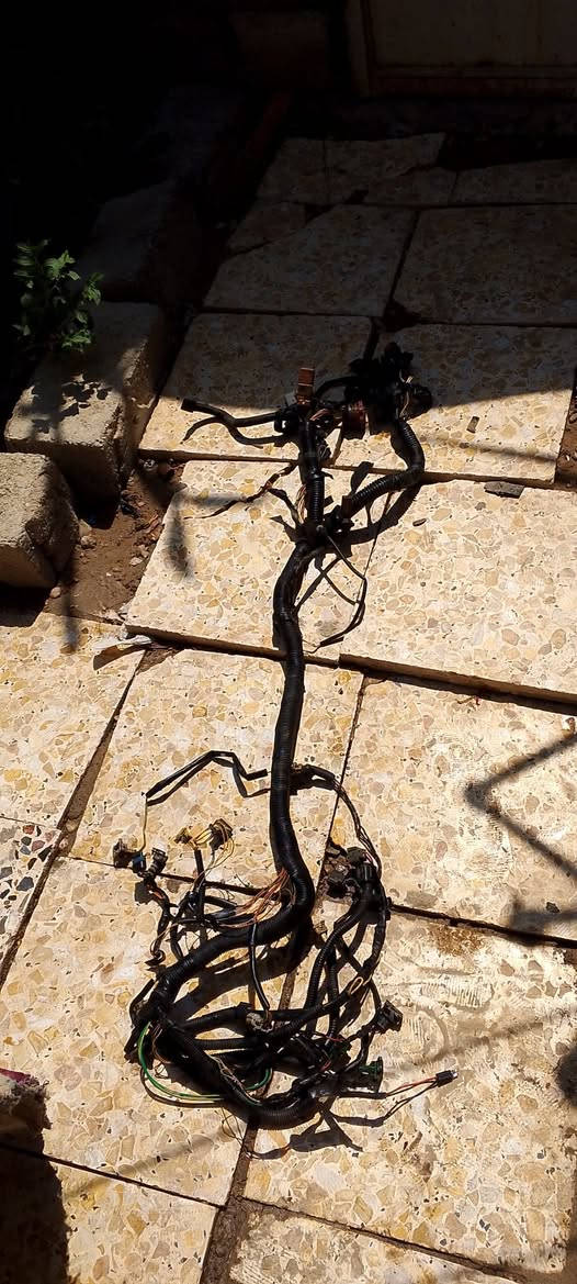 ظفيره محرك نظيفه كتفات محور خطين عقل وفيشتين سعر 60 وبيه مجال
ظفيره دشبول نظافه 75 سعرها 60 وبيها مجال عنوان بغداد بدايه سبع قصور 
‏‪***********‬‏
