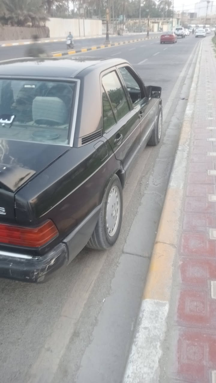 مارسيديس 91طيارين رقم بغداد إنكليزي باسمي سنويه 29 محرك كيرونجي حلوات كهرباءيات شغاله تبريدشغال السيارة بكربلاء السعر40وبيه مجال ***********ابوامير
