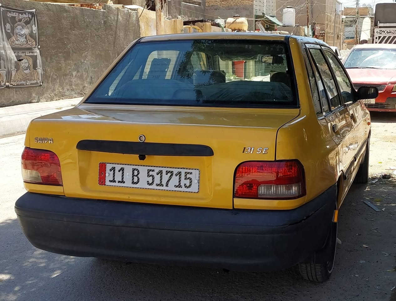 من رخصه مدير الكروب المحترم سايبه موديل 12 للبيع .. كير ومحرك تمام تبريدها شغال شواصيها مكفولات .. داخلة هزة جديدة والسنوية مالتها مجددة لل 2030 .. سعرها ب 27 وبيها مجال للطيبين .. مكاني بغداد ورجاء صاحب السيارة يريد تحويل يعني كبل عقد مروري للاستفسار اكثر اتصل ***********
