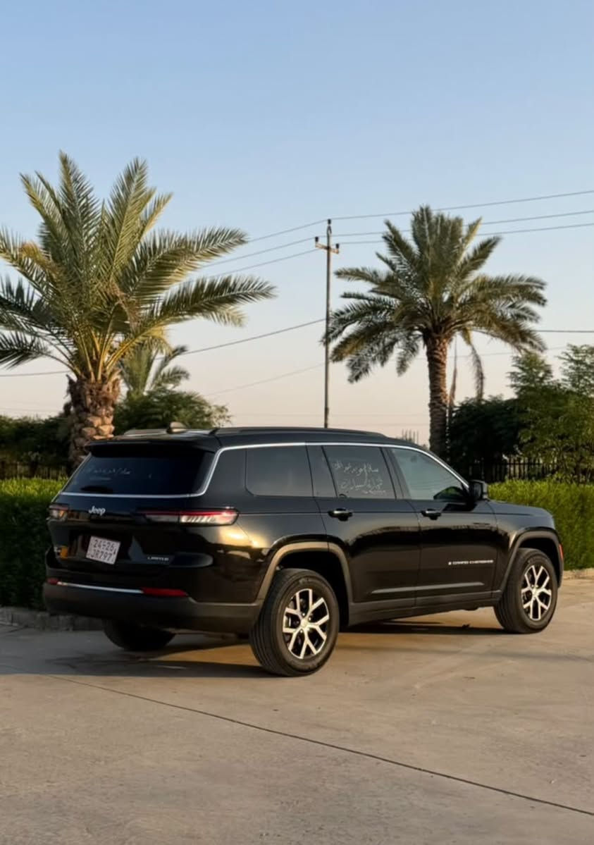جيب كراند شيروكي 2024 لمتدد
المواصفات

دفع رباعي 4x4

كشنات جلد صحراوي 

كشنات الامامية كهربائية 

كشن السائق خزن مع ذاكرة

تدفئة كشنات امامي وخلفي 

رادار أمامي - اوتو بريك

‏حساسات خلفية - اوتو بريك خلفي

تحذير النقطة العمياء

تحذير الخروج عن المسار

مستشعر نوم السائق مع نظام التوقف الآلي

نظام تحذير عند التقاطعات

نظام تقليل الضجيج داخل المقصورة

إنارة محيطية LED خفية

شاحن موبايل وايرلس

شاشة كبيرة 10.1 إنچ

نظام خرائط GPS

عرض خرائط الطريق على لوحة القيادة

دخول ذكي

تشغيل عن بعد

صندوق خلفي كهربائي

ذاكرة لحفظ وضعيات جلوس السائق

إنارة داخلية LED

تدفئة ستيرن
بنيد وجاملغ مفتوحين بدون دعم ايرباك ودواخل بلادية بشرط 

السيارة موجودة في اربيل او الموصل

واتساب ***********  
واتساب ***********

نص مكتوب في الصور:
- ما شاء الله تبارك الله
- ارحب يالشيخ
- ***********
