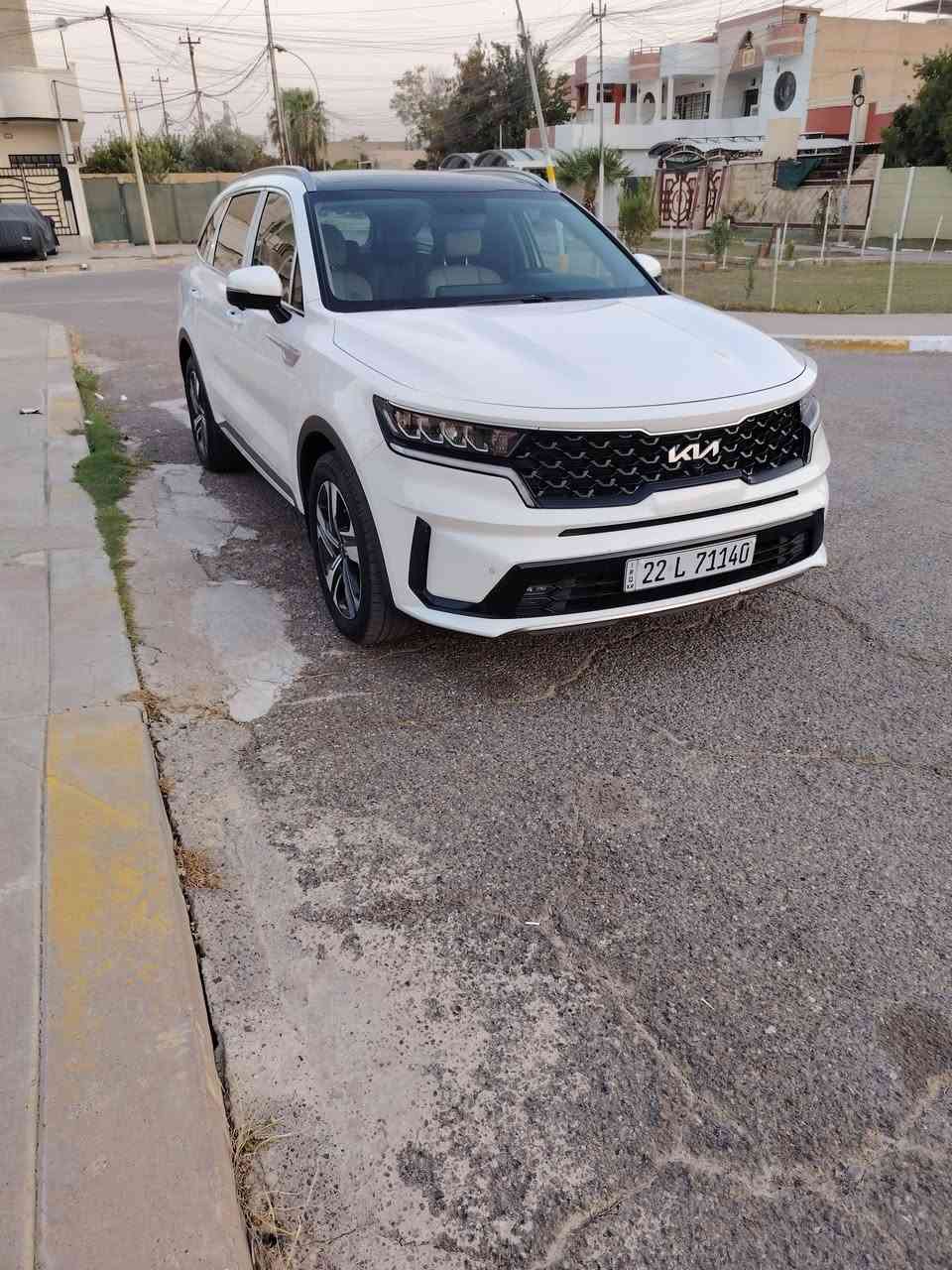 السلام عليكم سورنتو موديل 23 خليجي وكالة نيم 4 سلندر ماشي 35 سيارة جديدة أستخدام شخصي فول مواصفات بانوراما ومقاعد جلد و5 كاميرات وباقي المواصفات المعروفة رقم أربيل تحويل مباشر مكان السيارة موصل للاستفسار اتصال علئ الرقم *********** واتساب
