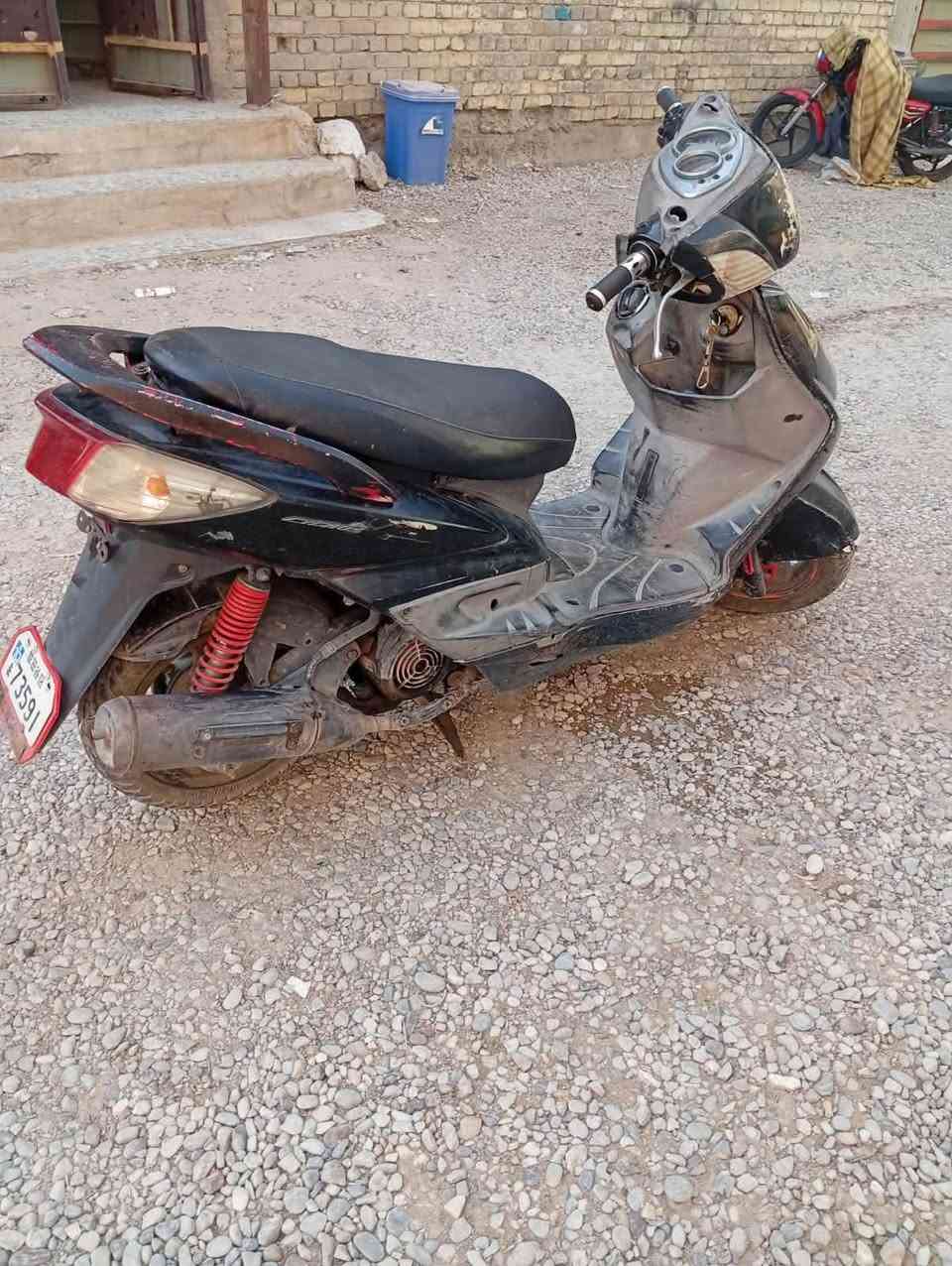 سكنس فحل ياباني قبق نفخ استان كهربائي طفت عندي يعني لحد يكلي شبيها كوم حديد يعني تجي تاخذها وتروح مكاني بغداد الشعب السعر ب400وبيها مجال 
الرقم :***********
