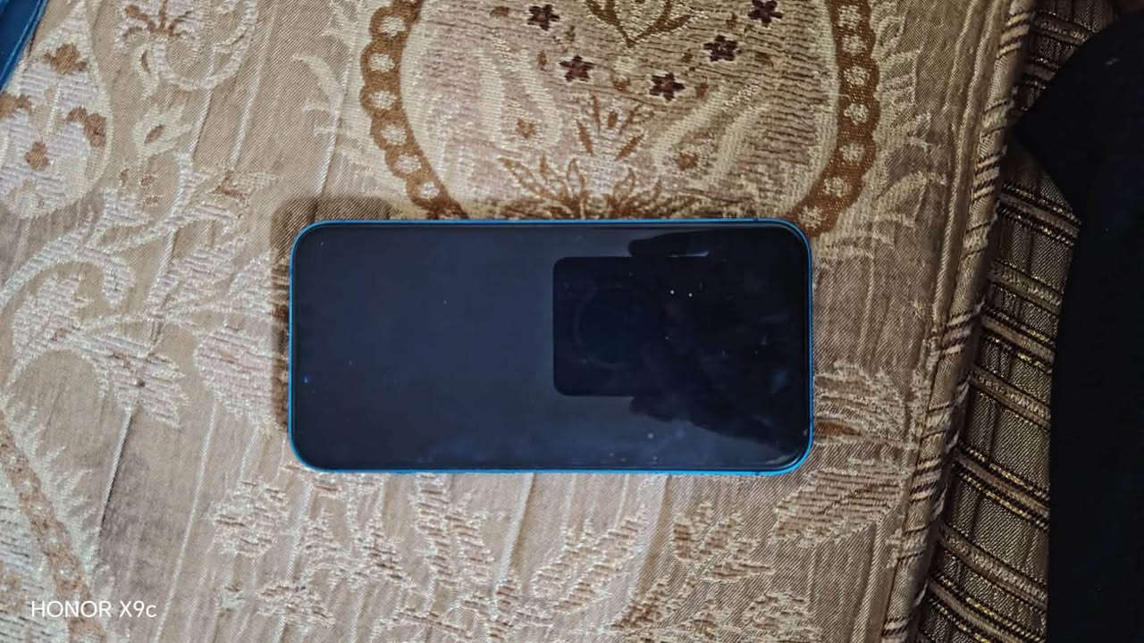آيفون ١٣ • ٢٥٦ • بطارية ٨٠٪