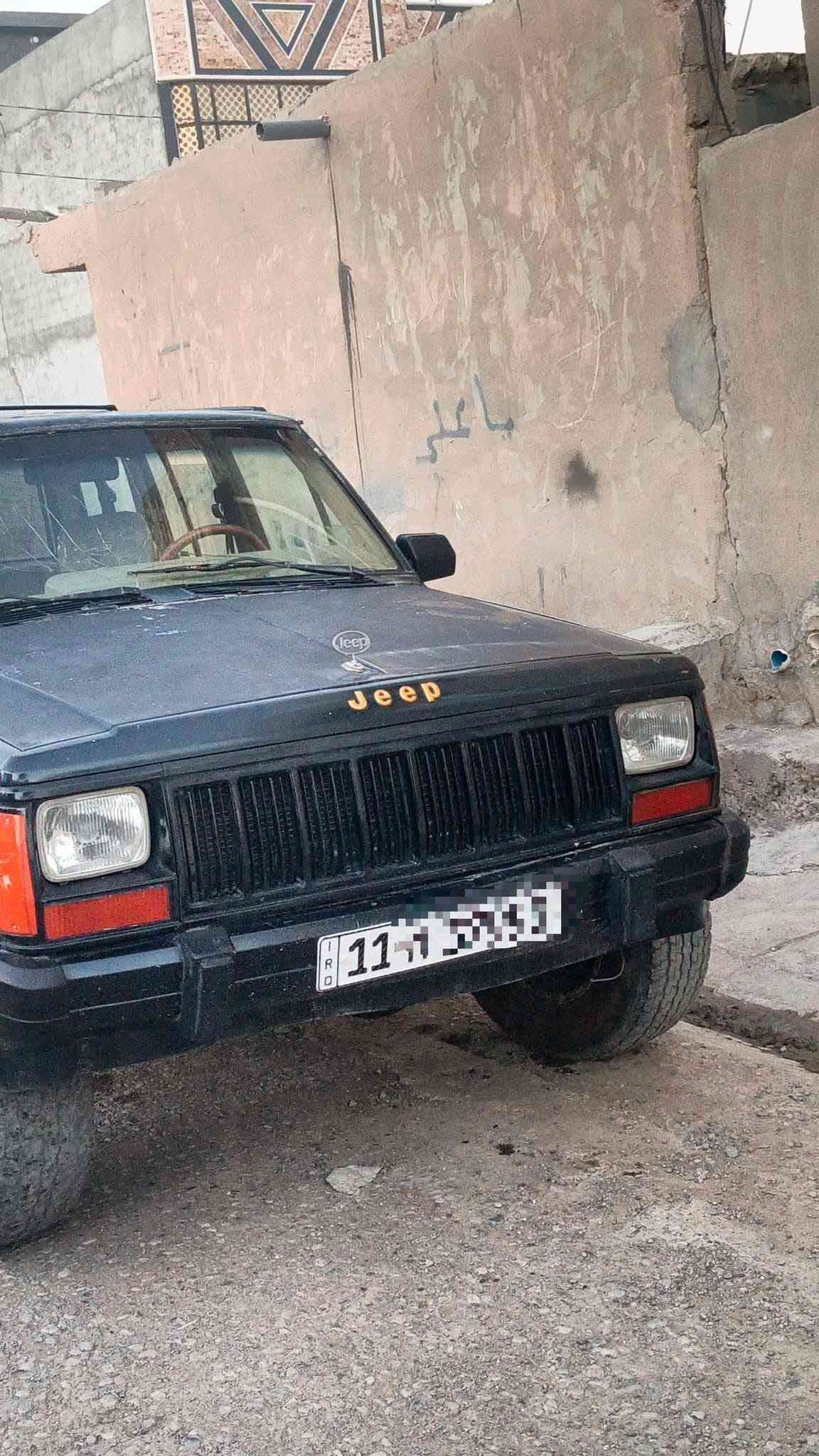 السلام عليكم جيب شيروكي موديل 90 سنويه 31 مشروع وطني رقم بغداد سياره يرادله ترتيب ابيعك كوم حديد مداور او وكاله فقط حتى من تجي لا تكلي هاي نقص وهاي نقص مكينه وكير بلاد 6v اوتو ***********
