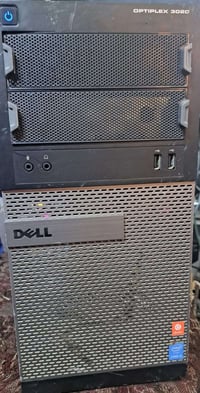 Xeon E5-2666v3 • RX 580 8GB • 16 جيجا DDR4