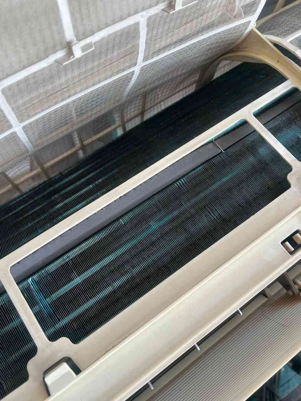السلام عليكم 
للبيع سبلت 
نوع گرفت 
حجم 2 طن 
السعر 350 الف 
***********
