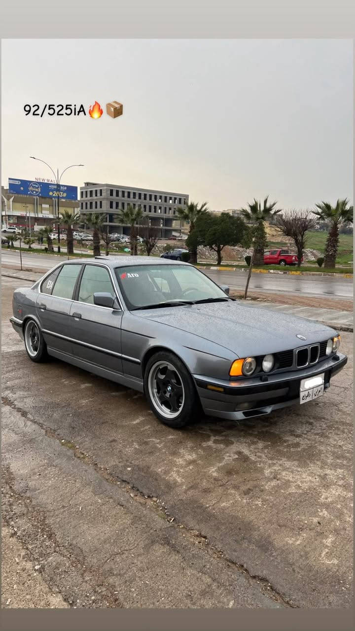525 مسكر فانوس موديل 1992
مكينه عدله كير سياره جاهزه
تبريد شغال
غرفه مخبل حلوه رقم دهوك قديم عليهه غرامه
*********** واتساب

نص مكتوب في الصور:
- 92/525iA
