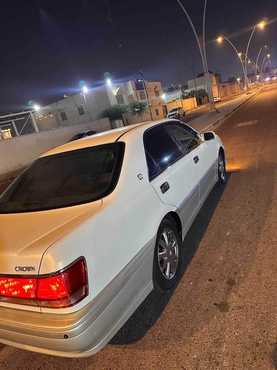 ملكة جنون • ٢٠٠٣ • رقم بصرة