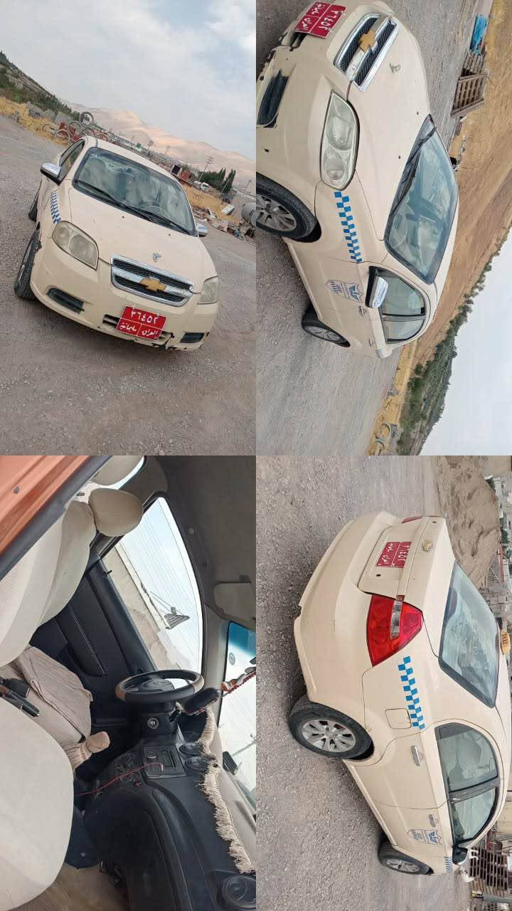 سەیارەكە 
ڕەقەم سلێمانییە 
گێڕ عادییە 
مەكینە گەورەیە 
تەكسیە 
سەنەوی و لۆگۆی بەناوی خۆمەوەیە 
دەرگایەك و سنوقی لێدراوی هەیە بەڵام لێدراویەكی كەم 
سەنەوی و هەزەی بەسەر نەچووە 
گێڕ و مەكینە و غەرامەی بەشەرت
ژمارە موبایل....  *********** السليمانية, العراق
