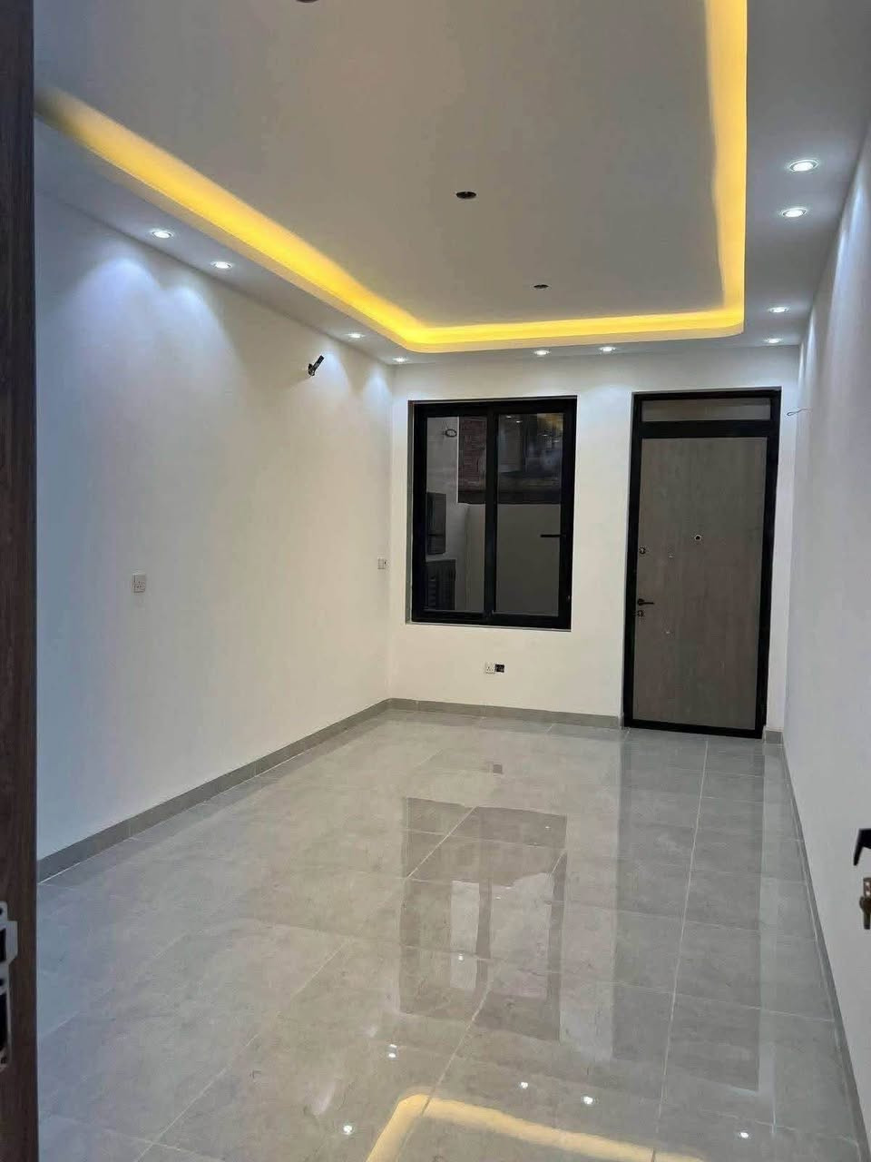 اعلان ●○● للبيع

بيت بناء حديث مساحه 《١٢٥ متر 》طابقين وتصف
الواجه《 ٦.٢٥ متر 》النزال《 ٢٠ متر》 سنه البناء 《٢٠٢٦ 》
الواقع في حي الجهاد مربع الاساتذه بالقرب من الاربع شوارع
محتويات البيت ¿¿¿
《٥ غرف نوم 》《٤ خدمات》《 ٢ مطبخ 》
《حولي شلالداخلي》 《 مناور صاله ضيوف》

للاستفسار مراسلة الصفحة او الاتصال

على الارقام واتساب

☎️ ***********

☎️***********

زورو موقعنا ((مــكتــب بــاب الحــارة)) في حي الجهاد مقابل ((جامـــع النــور))ومجاور(( الاطباء والخارجيه)) يوجد كافة العروضات وكافة المساحات للـــدور والاراضـــي
بإدارة 《《السيد ابو انس 》》🇮🇶🇮🇶
《حساب تيك توك 》
https://www.tiktok.com/@bab_alhara87?_r=1&_t=ZS-97SPWBaRC5c

《《موقع المكتب 》》
https://maps.app.goo.gl/6xEom8mKepEY5pcb6?g_st=ac
