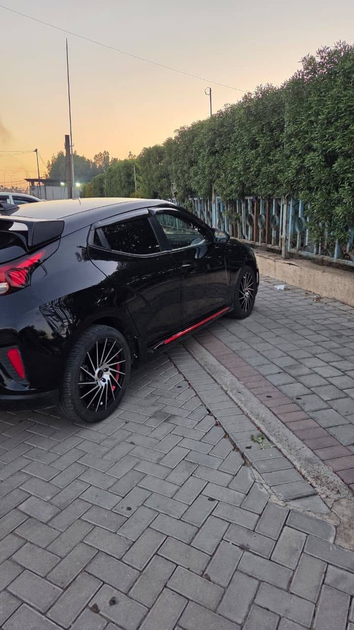 فولستر 19 دوش2000  كير اوتو بدون صبغ حادث خفيف كفالة شواصي ولغود وميكانيك عام رقم بغداد بأسمي كت كامل N لايت دعامية دوسات جناح داخل احمر
115 وبيها مجال كلش بسيط 
***********
