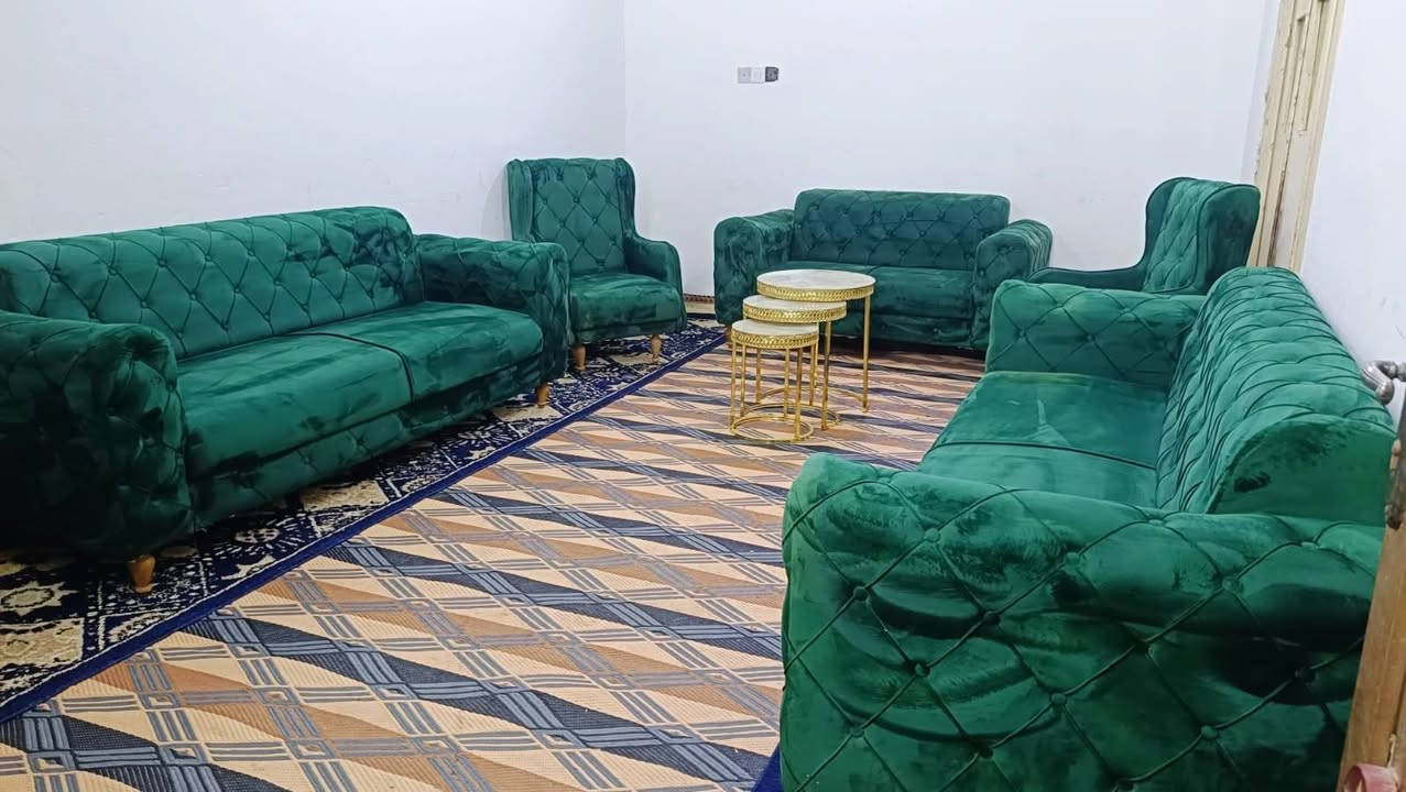 ديوان ١٠ مقاعد • درجة أولى • توصيل