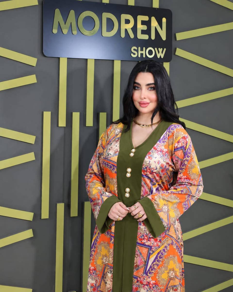 ميحتاج نحجي بضاعتنا هي تحجي 
حبايب بالنسبه للبنات الي عبالهن قديفه جافه وثكيله. ومايلبسن شتوي 
ترى قماشهن  سوفت اوربي 
القماش الفرنسي يكون قديفه بارده جدااااا مخمليه وطريه 
مو ثكيله ابدددددد تلبسينها بجو معتدل اصلا مو بارد
للحجز والاستفسار واتساب 
***********
https://chat.whatsapp.com/GTIghJ2qWU66DQzFFVI4nR
