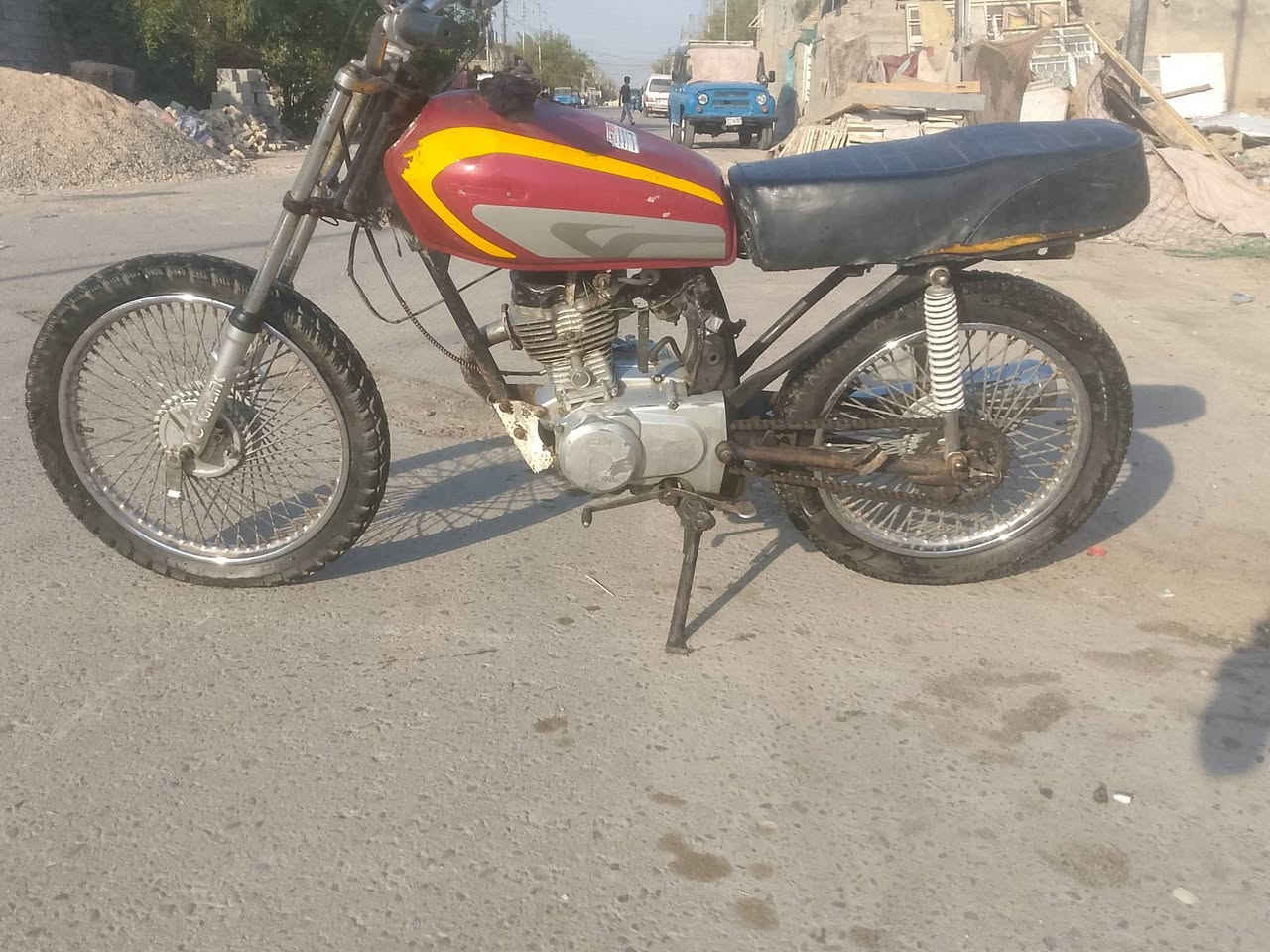 انسلام عليكم دراجه نامه بروه  مديل 20 محركه نضيف لا نضوح ولاه تبخير سعر 175 وبيه مجال مكاني بغداد سبع قصور  ***********
