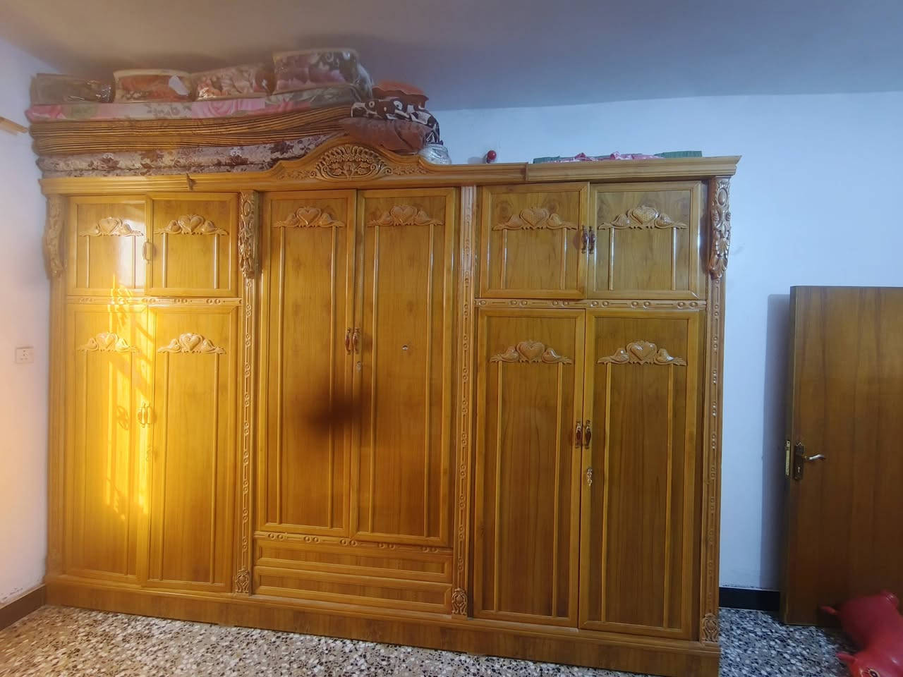 سلام عليكم غرفة نوم صاج تفصال سعرها 1500 وبيها مجال مكان بغداد الفحامة ***********
***********
