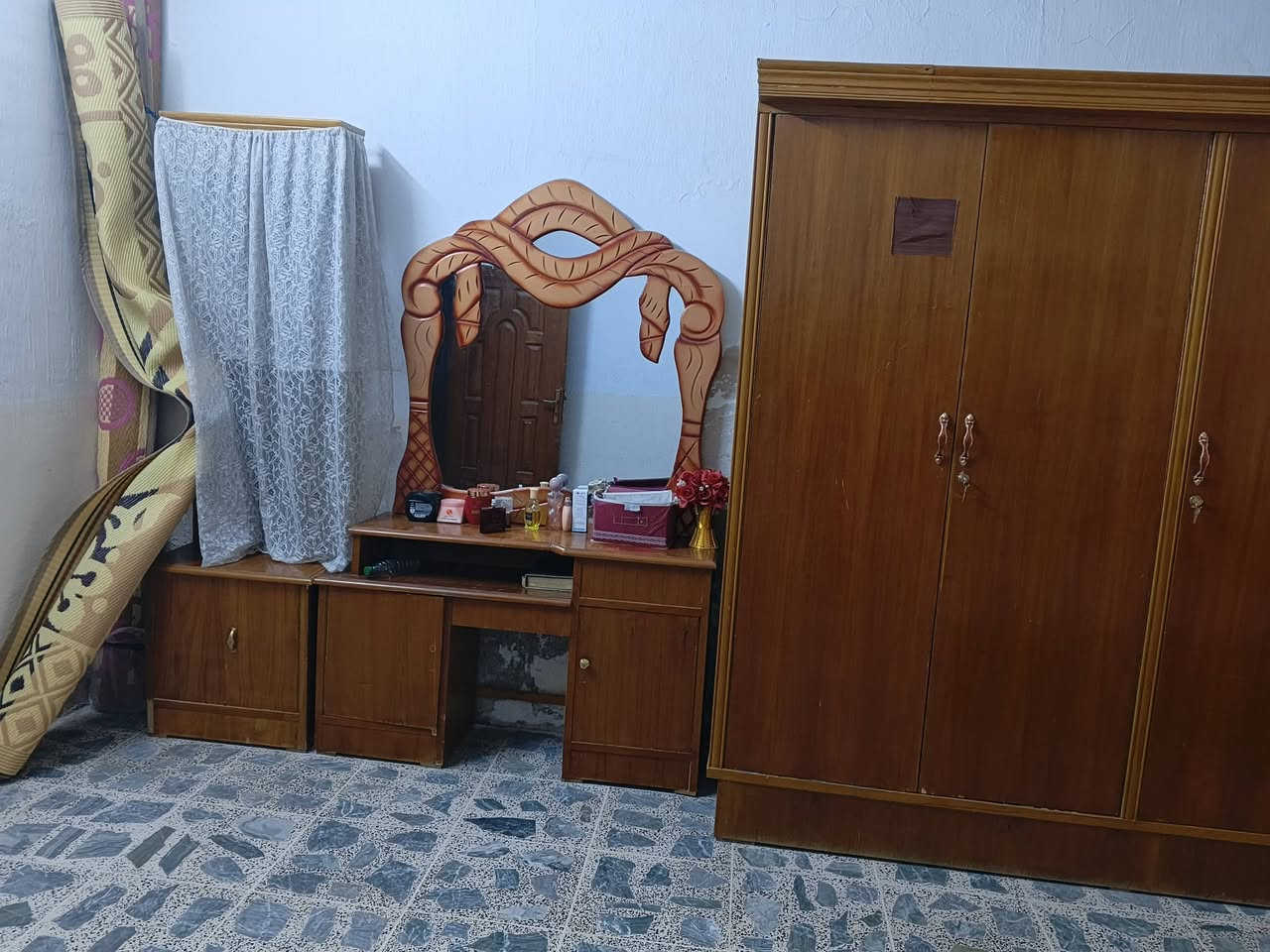غرفه للبيع تفاصيل الاتصال ع رقم ‏‪***********‬‏
