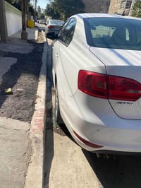 🚘 للبيع فولكسفاغن Jetta  • الموديل: 2012 • اللون: أبيض • المحرك: 2000c...