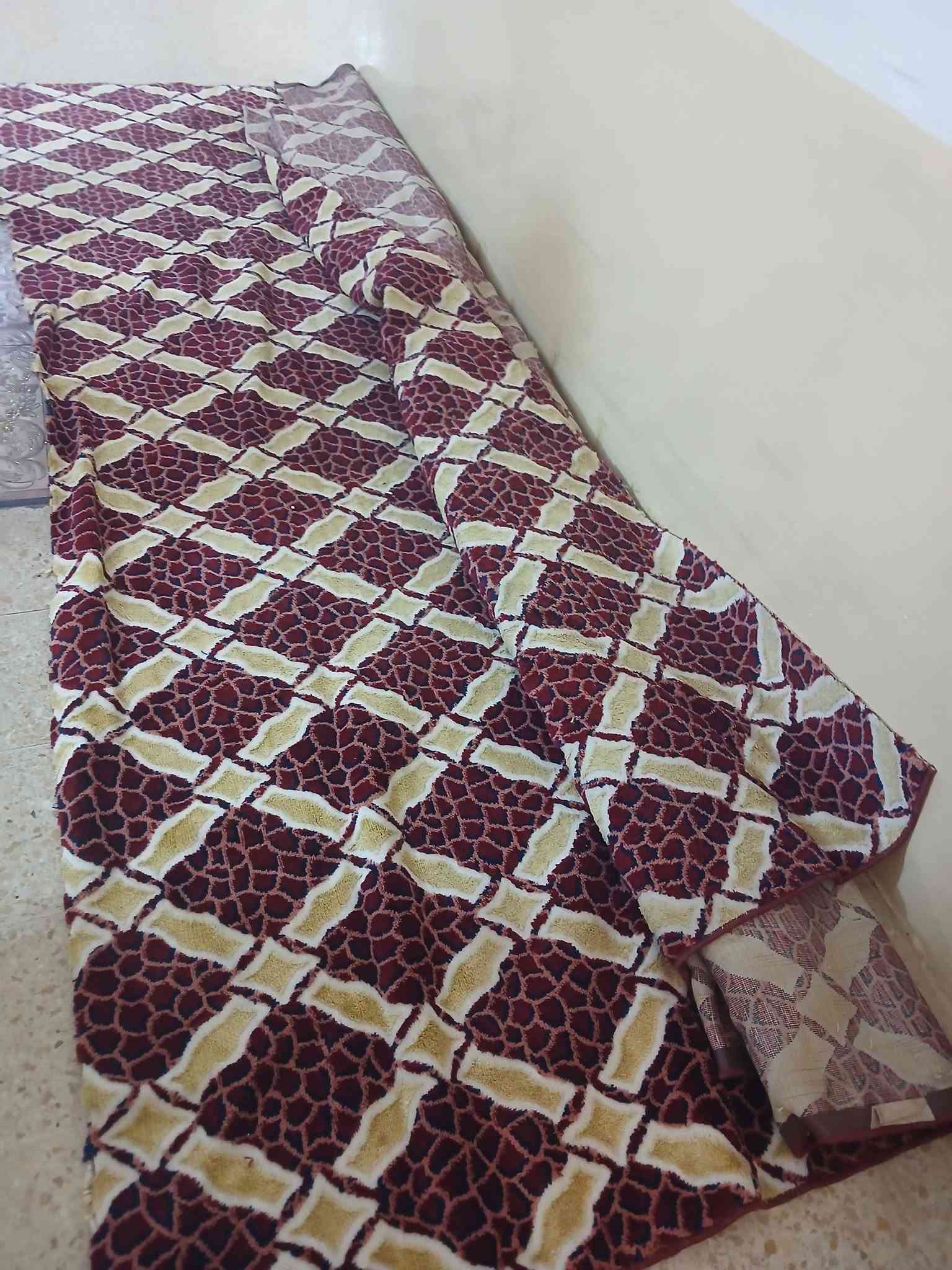 السلام عليكم اغرض للبيع بسعر مناسب جدا للإستفسار الاتصال على الرقم *********** المكان نجف
