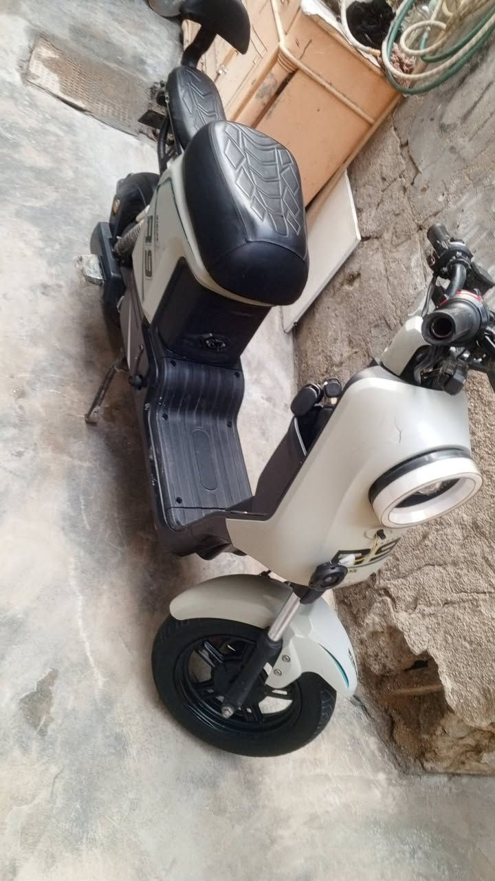 R9 • ٢٠٢٥ • بدون بطاريات