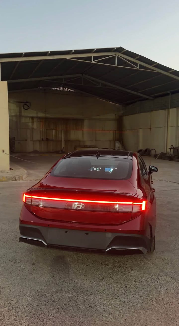 سلام عليكم 
SONATA 2024 limited full 
سيارة بدون صبخ بس بيها كارت شويية بل صندوق 
بدون دواخل بدون ايرباك✅
سيارة سعرة 185$ 
رقم تلفون *********** اكر, نينوى
