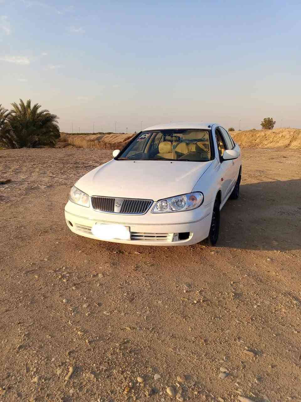 سلام عليكم للبيع سياره نيسان سني ياباني موديل 2009 رقم بابل سياره خير من الله مكفوله كفاله عامه بيهى شغله وحده بس تنقص دهن قليل محرك قبق البيض السياره بسم راعيهى سعرهى 95$ وبيهى مجال رقم راعيهى *********** مكانه واسط
