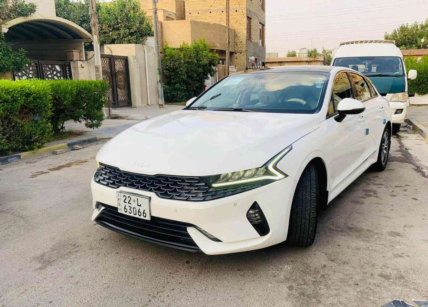 ‏ تحيه طيبه السلام عليكم ورحمة
كيا كي فايف (k5) 2022

الموديل 2022(خليجي ) .
المحرك : 2.000 . 4سلندر/
العداد70الف 

 المواصفات
فتحة سقف(بانوراما)
دخول ذكي(بصمة) +تشغيل عن بعد
شاشة اصلية +كاميرا +حساسات
المصابيح الامامية زنون+LED
المصابيح الخلفية LED
مقاعد تدفئة تبريد
مقاعد جلد+كهرباء
سايد بريك بصمة
اوتو هولد
محدد سرعة
فول تحكم ستيرن
درايف مود
مري كهرباء
 المواصفات المعروفه خليجي
رقم اربيل جديد تحويل ثاني يوم
‏السعر  خاص
اي اسفستار رقم صاحب السياره
***********

