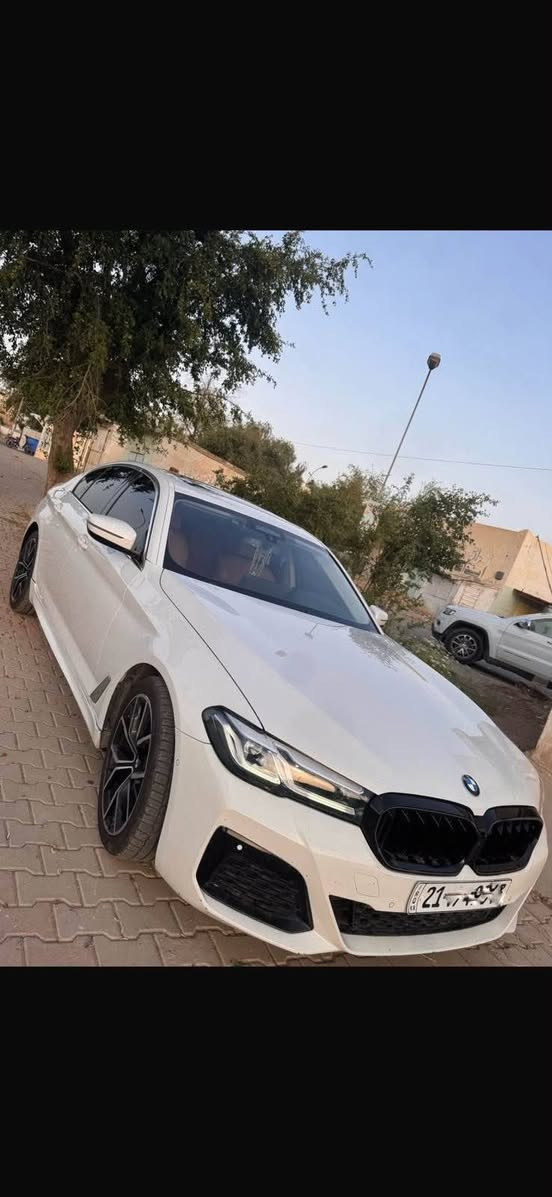 فول مواصفات مواصفات بي ام معروفه فول ٥ به ردات  بيها شويه كد ٤ أصابع صبغ فوك لايت جهه سايق 
سعره ٣٥٠ بيها مجال
*********** كركوك, العراق
